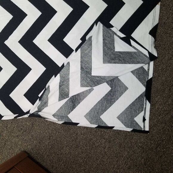 A.N.A Chevron Maxi Skirt *Medium, waist 30, length - Picture 3 of 3